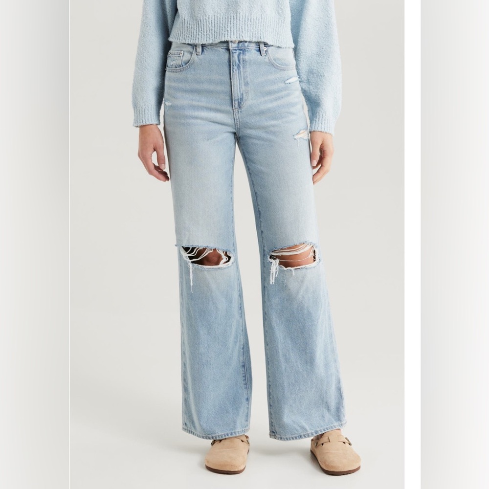 PacSun Light Blue Distressed Women Jeans
